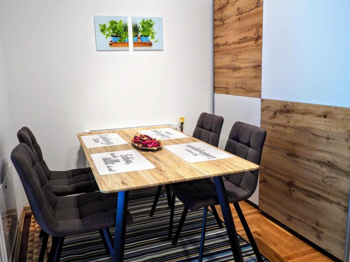 Schoenbrunn - Contactless 24h Check-in Apartment Wien